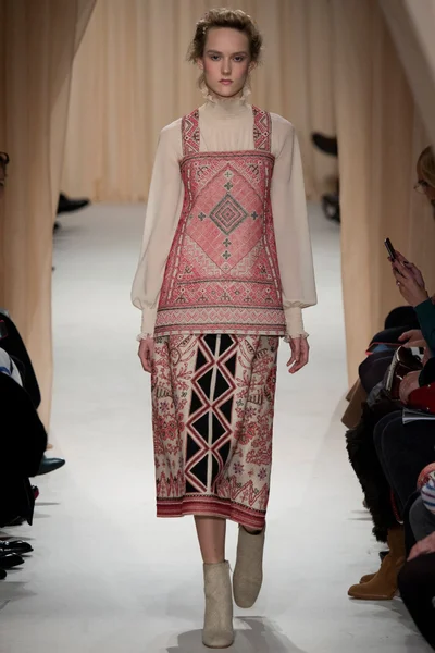 Look 5